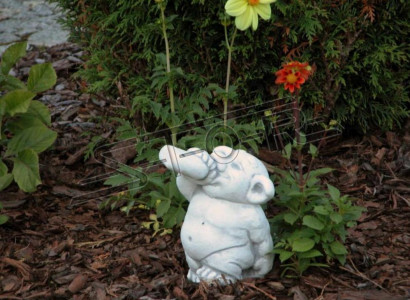 Poroschenko der Trinker Figur Statue Alkoholiker Skulptur Garten Säufer S101014